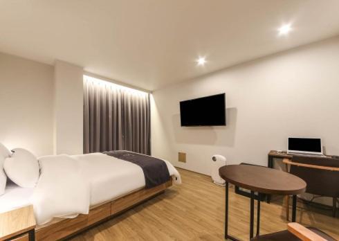 Gwangju Divine Hotel غوانغجو الغرفة الصورة